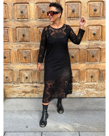 Vestido encaje evasé