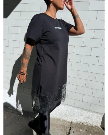 Camiseta Asimétrica Mad