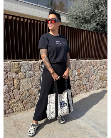 Camiseta Mad logo lila